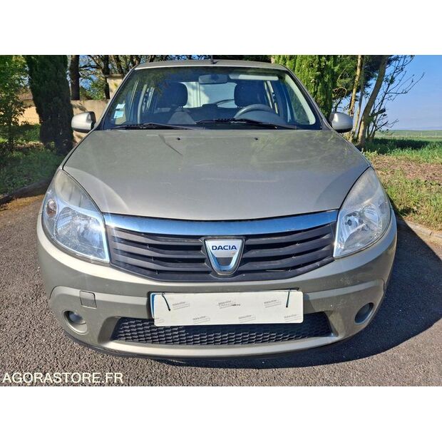 2010 Dacia SANDERO-46768165