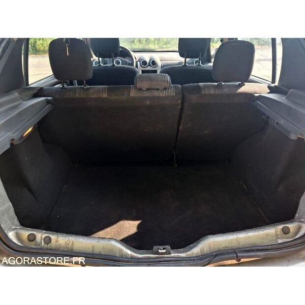 2010 Dacia SANDERO-46768167