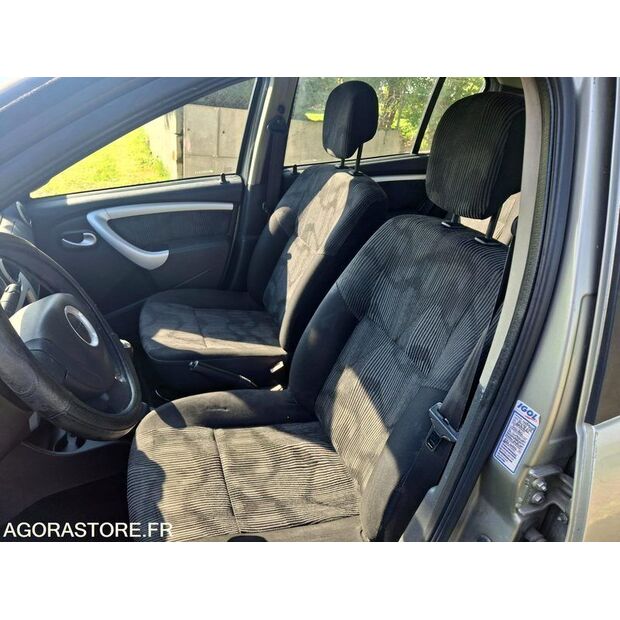 2010 Dacia SANDERO-46768169