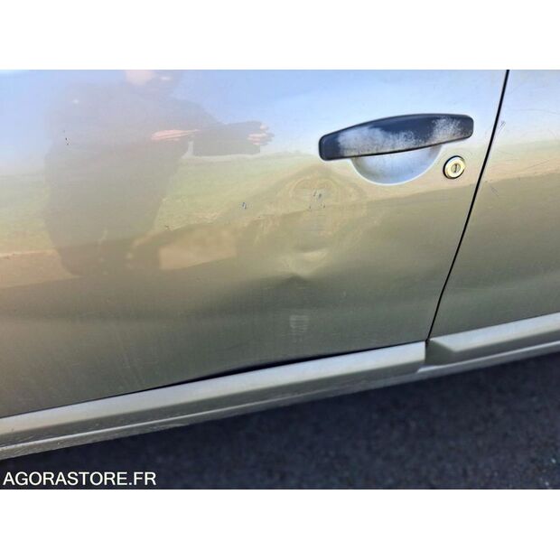 2010 Dacia SANDERO-46768173