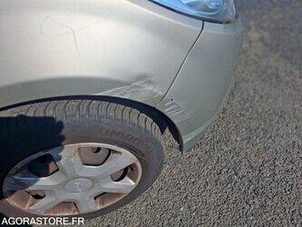 2010-dacia-sandero-1445409-46768176