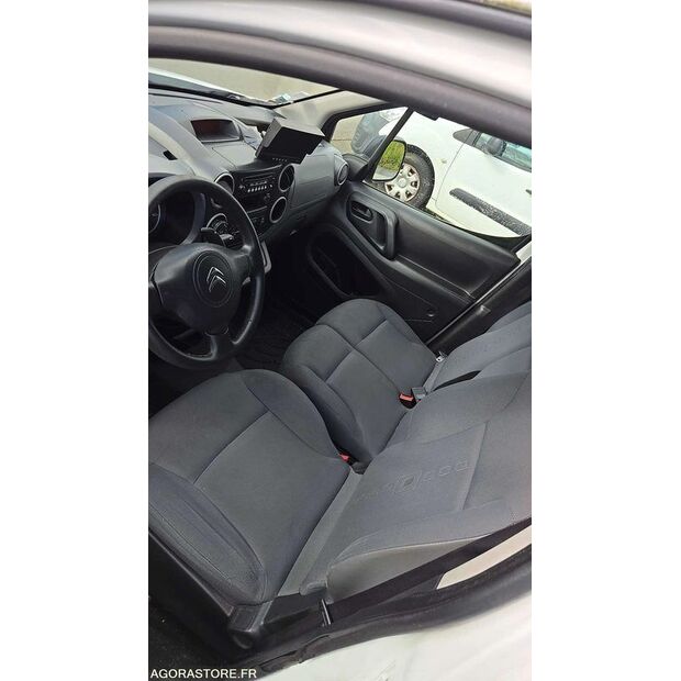 2016 Citroen BERLINGO-46768387