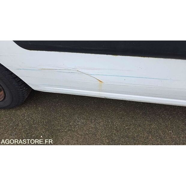 2016 Citroen BERLINGO-46768389