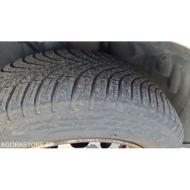 2016 Citroen BERLINGO-46768393