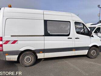 2017-mercedes-benz-sprinter-1445423-46768499