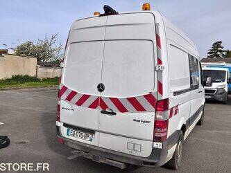 2017-mercedes-benz-sprinter-1445423-46768501