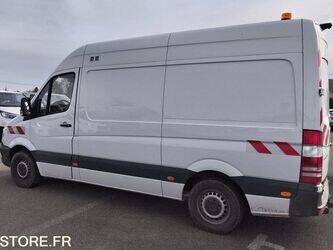 2017-mercedes-benz-sprinter-1445423-46768502