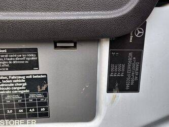 2017-mercedes-benz-sprinter-1445423-46768526