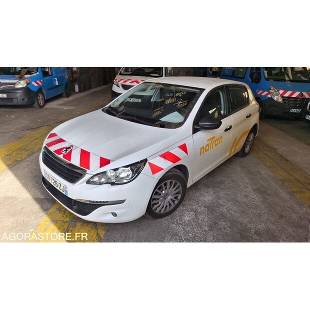 2015 Peugeot 308-46768569