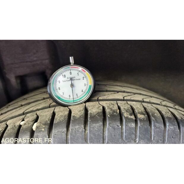 2015 Peugeot 308-46768588