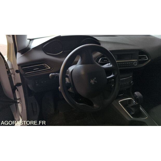 2015 Peugeot 308-46768593