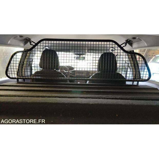 2015 Peugeot 308-46768595