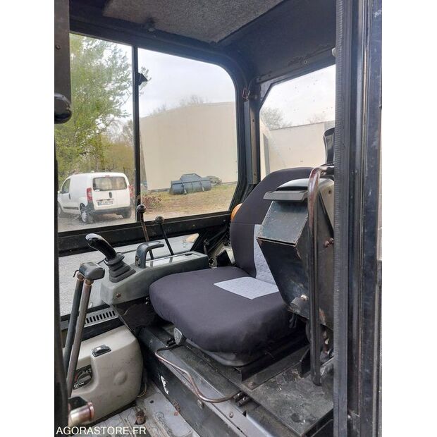 2003 Caterpillar 302.5-46768652