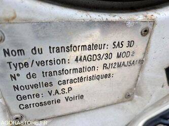 2011-renault-midlum-1445430-46768720