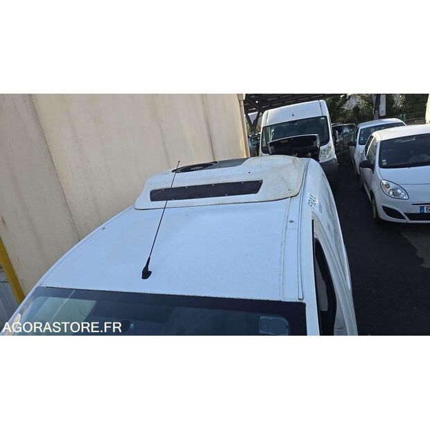 2016 Citroen BERLINGO-46768741