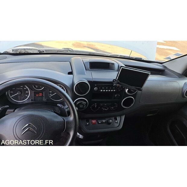 2016 Citroen BERLINGO-46768746