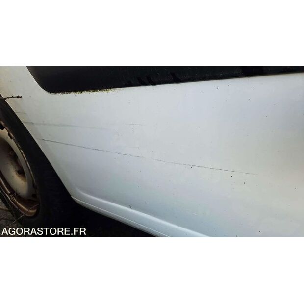 2016 Citroen BERLINGO-46768758