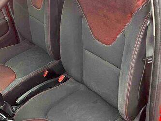 2014-renault-clio-1445433-46768792