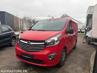 2014-opel-vivaro-1445435-46768802