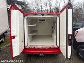 2014-opel-vivaro-1445435-46768805