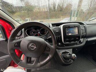 2014-opel-vivaro-1445435-46768809