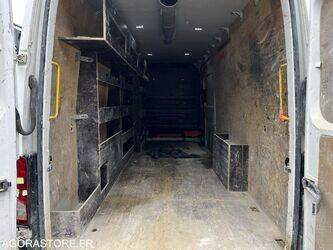 2019-volkswagen-crafter-1445437-46768819