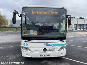 2011-mercedes-benz-intouro-1445442-46768895