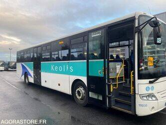 2011-mercedes-benz-intouro-1445451-46768995