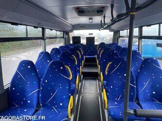 2011-mercedes-benz-intouro-1445451-46769000