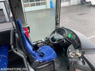 2011-mercedes-benz-intouro-1445451-46769001