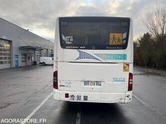 2011-mercedes-benz-intouro-1445451-46769002