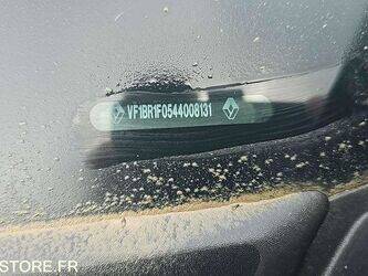 2010-renault-clio-1445456-46769053