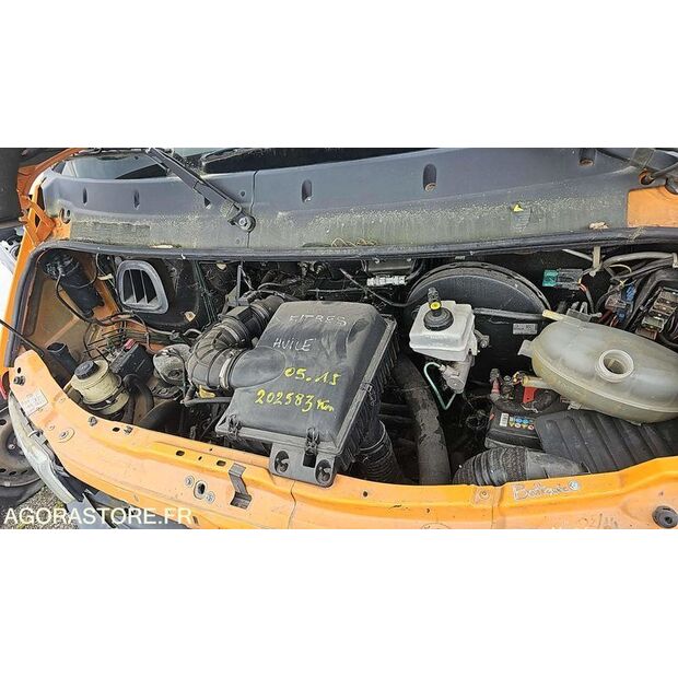 2001 Renault Master-46769071