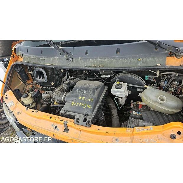 2001 Renault Master-46769076