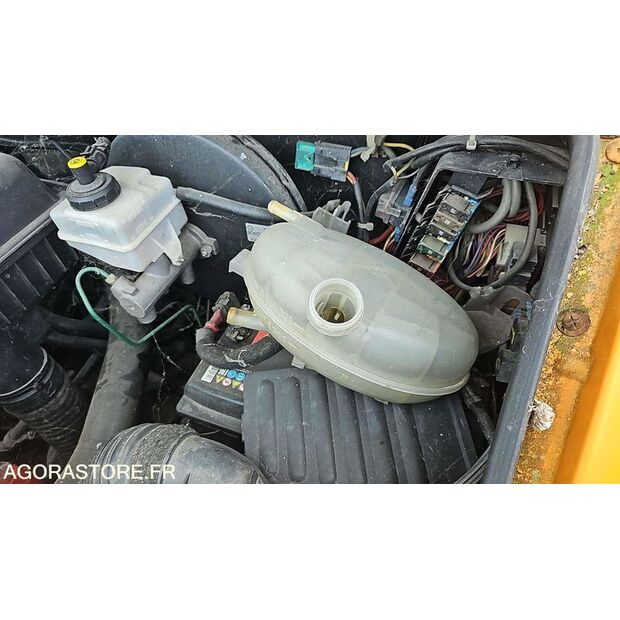 2001 Renault Master-46769077