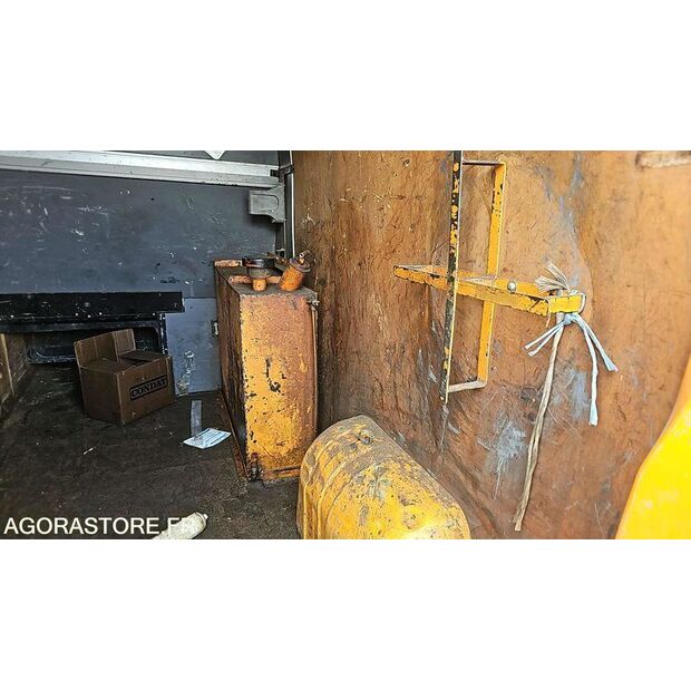 2001 Renault Master-46769078