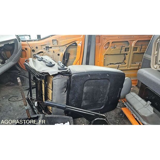 2001 Renault Master-46769085