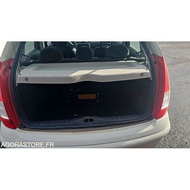 2009 سيتروين C3-46769128