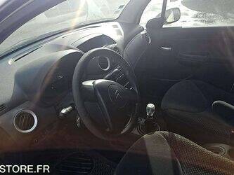 2009-citroen-c3-1445459-46769131