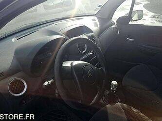 2009-citroen-c3-1445459-46769148