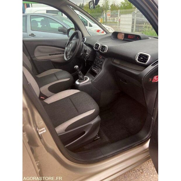 2009 سيتروين C3-46769175