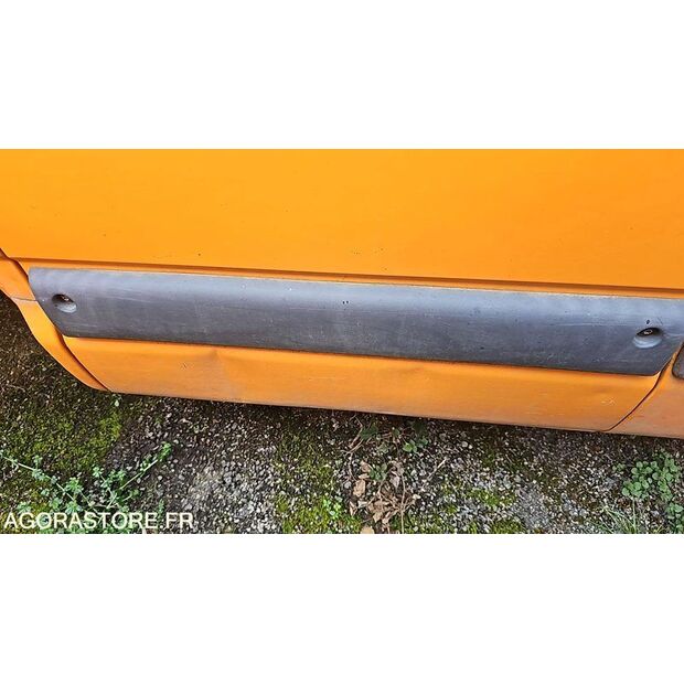 2003 Renault Master-46769200