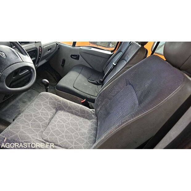 2003 Renault Master-46769206