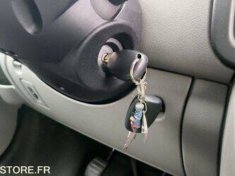 2006-renault-master-1444885-46769235