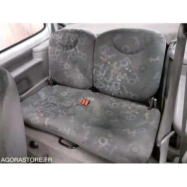 2005 رينو Twingo-46769277