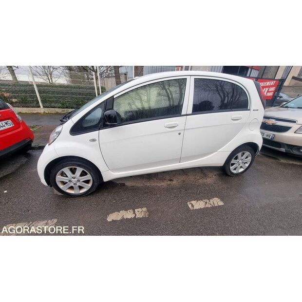 2018 Peugeot ION-46769312