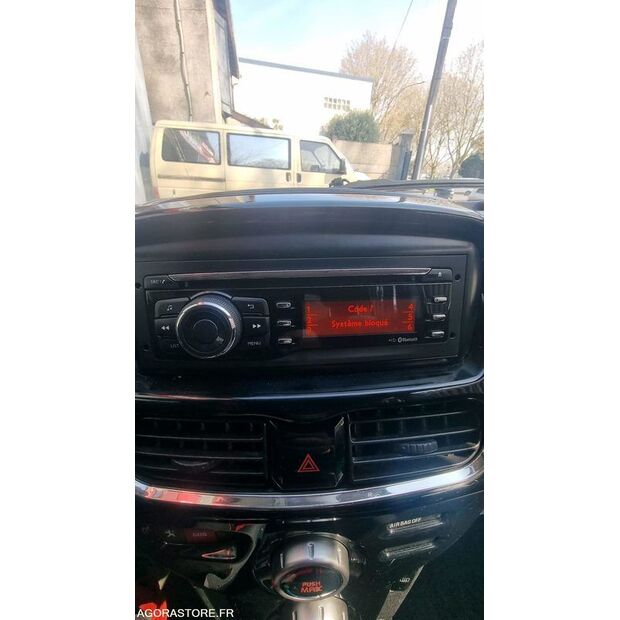 2018 Peugeot ION-46769321