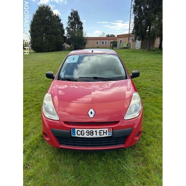 2012 Renault Clio-46769397