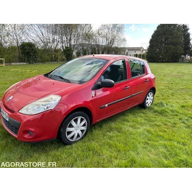 2012 Renault Clio-46769398