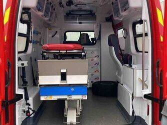 2013-renault-master-1444937-46769448